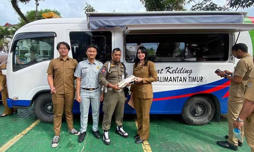 Di Halaman Parkir Kantor Pemkot Balikpapan