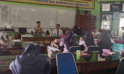 di SMA Dharma Patra