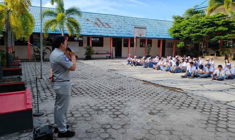 di SMA Nusantara Palangka Raya