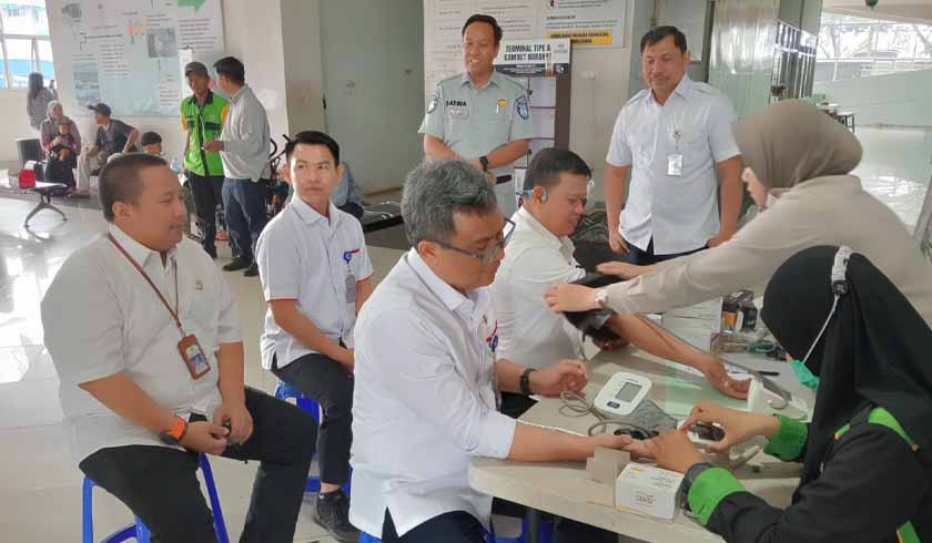 di Terminal Gambut Barakat