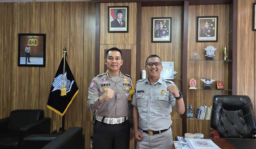 dalam Mewujudkan Keselamatan Lalu Lintas