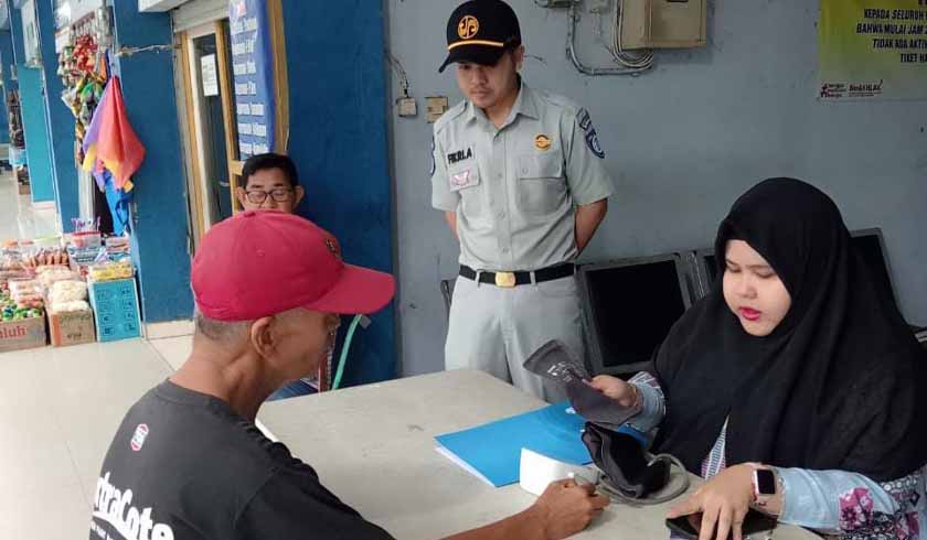 di Terminal KM 6 Banjarmasin