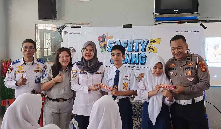 di SMP Negeri 18 Makassar