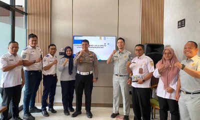 Pemasangan Lampu Merah