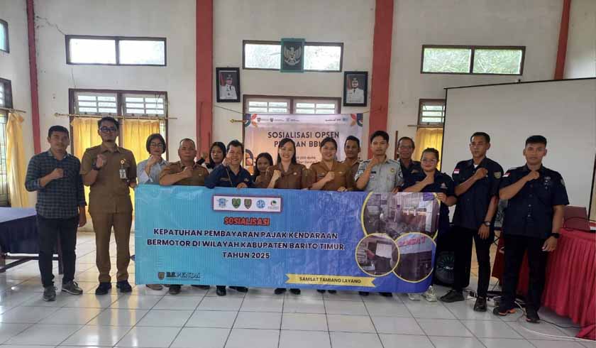 di Tengah Warga Karusen Janang