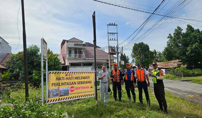 Perlintasan Sebidang di Kota Padang