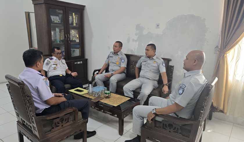 ke Kadishub Pesisir Selatan