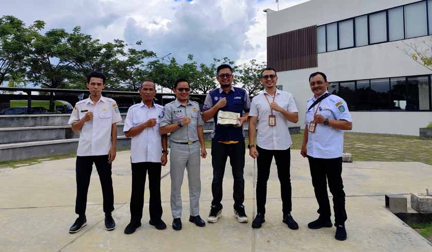 ke Perusahaan di Mempawah