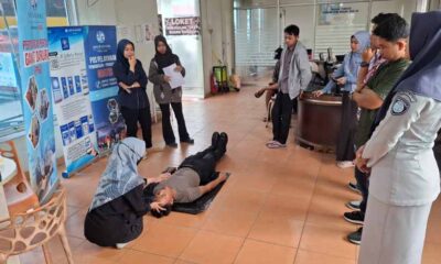 di Pool PO Bus Pulau Indah