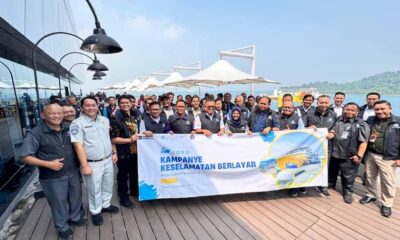 Menyelenggarakan Kampanye Keselamatan Berlayar