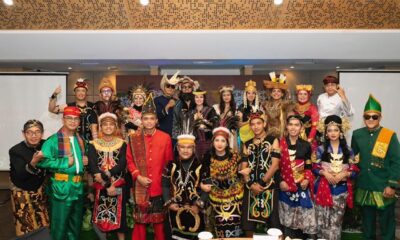 KECERIAAN PERAYAAN DAN KEBERSAMAAN