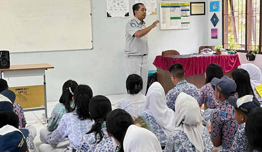 Pengajar Peduli Keselamatan Lalu Lintas