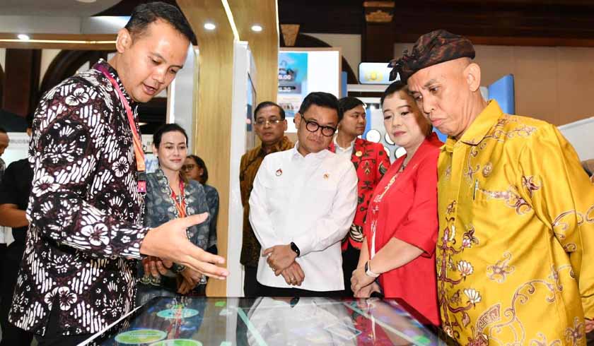 Tangkal Disinformasi Publik