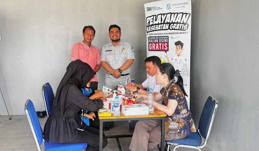 di PKKMB Universitas PGRI Pontianak