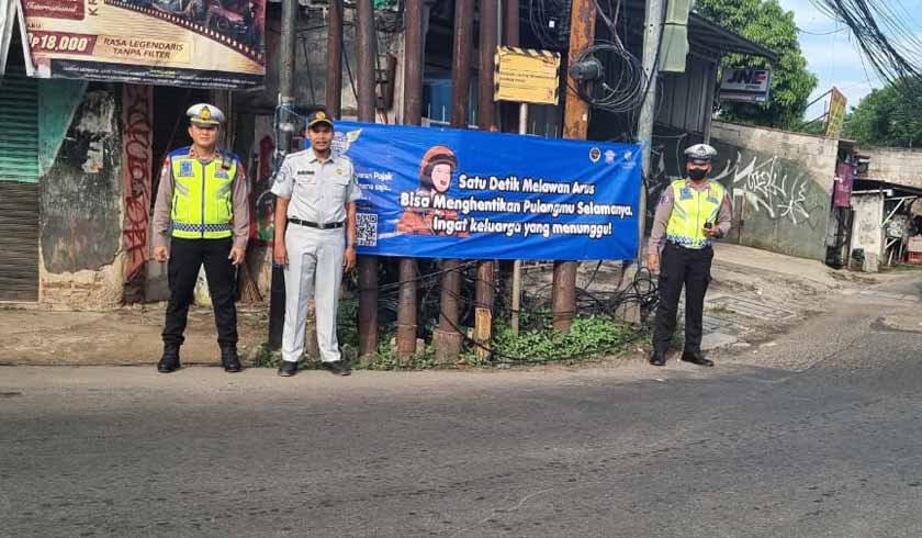 Tertib Berlalu Lintas di Karawaci