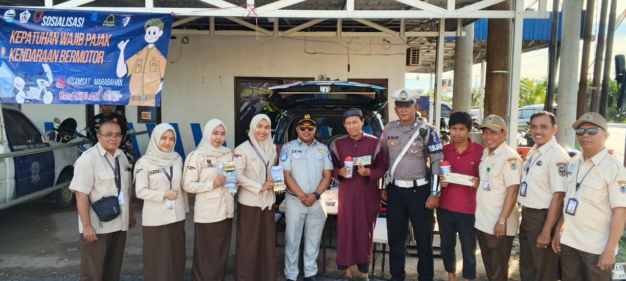 Simpang Empat Handil Bakti