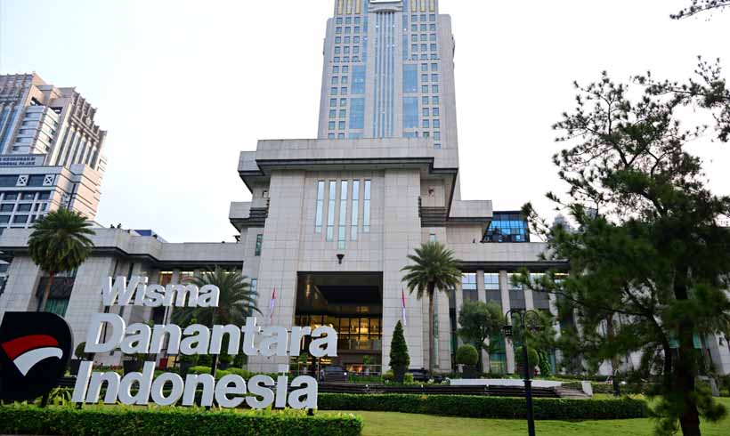 Merah Putih Bond