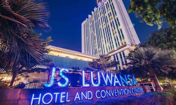 JS Luwansa Hotel